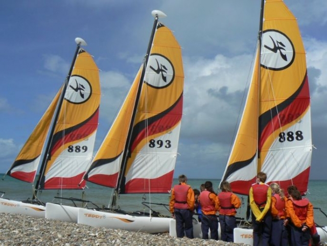  Viaje de negocios en catamarán